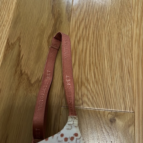 Victoria’s Secret Plunge Bra - Picture 3 of 5